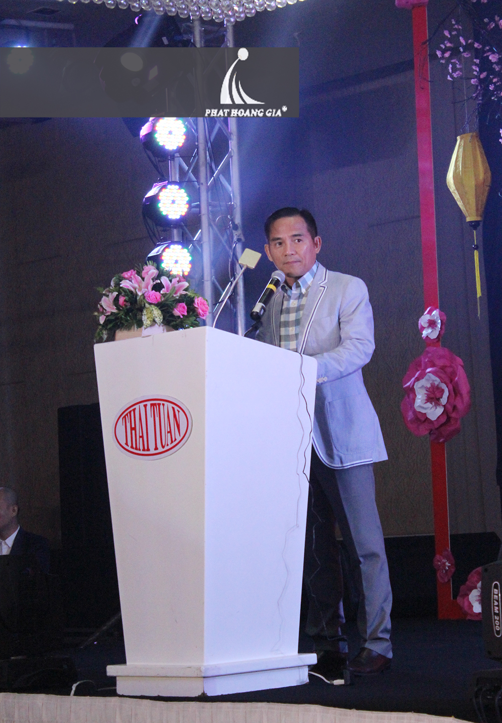 1501837919_tat-nien-cong-ty-thai-tuan-38