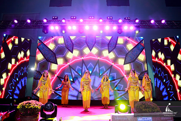 tất niên coop food