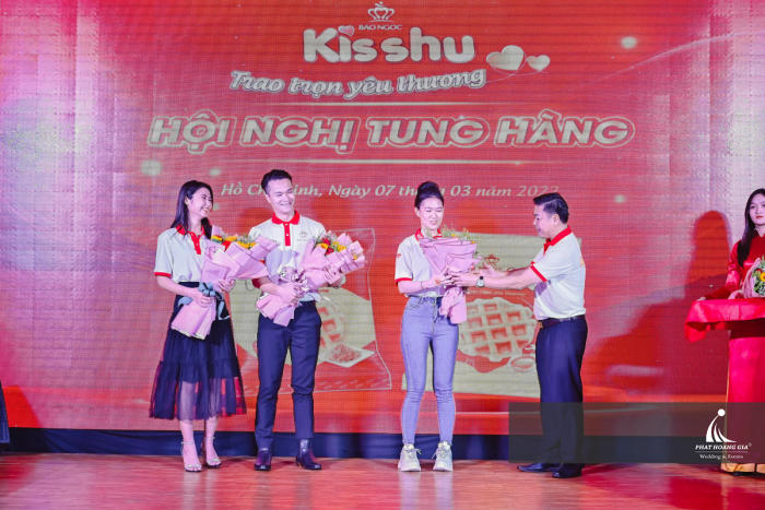 hội nghị tung hàng kisshu