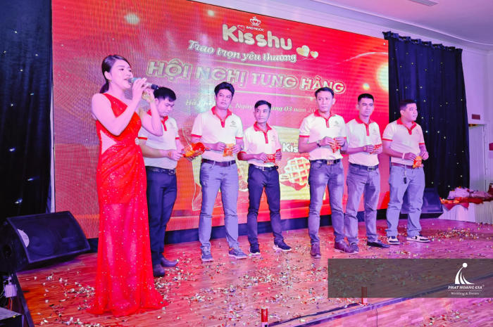 hội nghị tung hàng kisshu