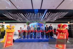 khai-trương-intel1