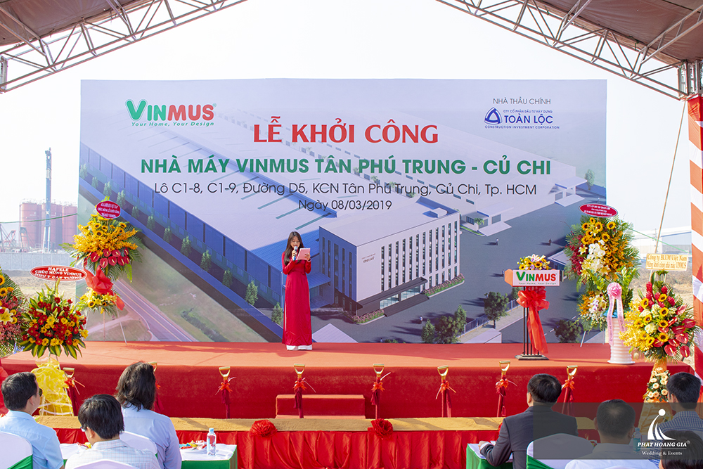 lễ khởi công nhà máy vinmus