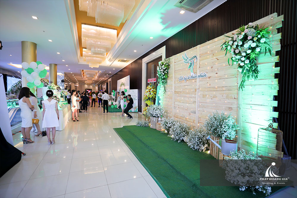 mỹ phẩm TT ra mắt nhà phân phối