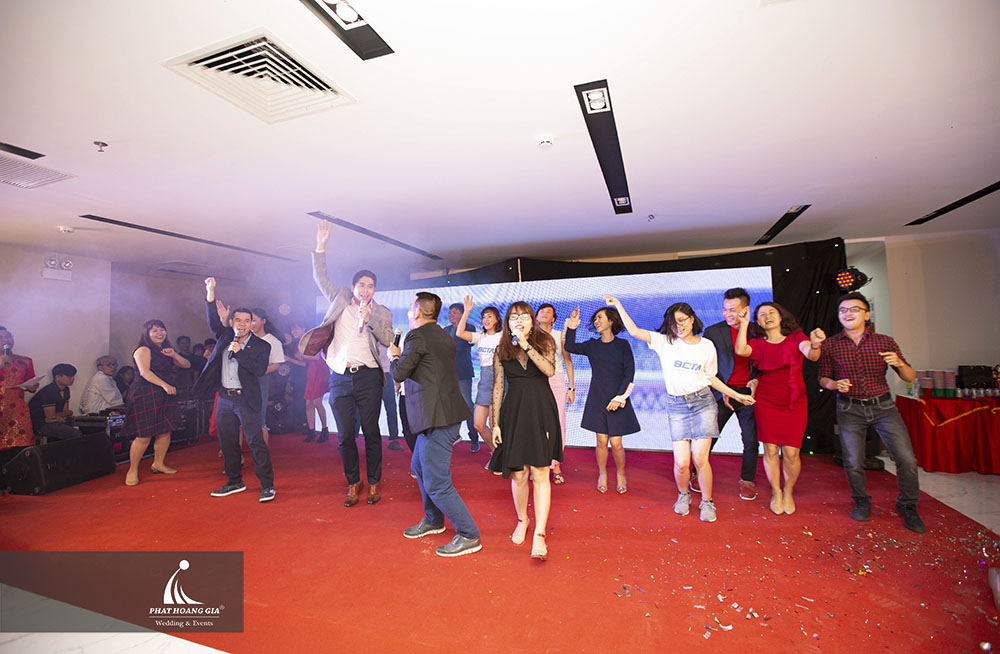 tất niên tập đoàn đô thành 2018