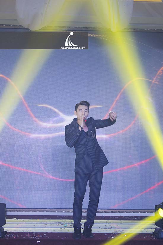 to-chuc-le-tri-an-khach-hang-ciderella12