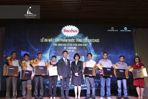 ra mắt sản phẩm mới