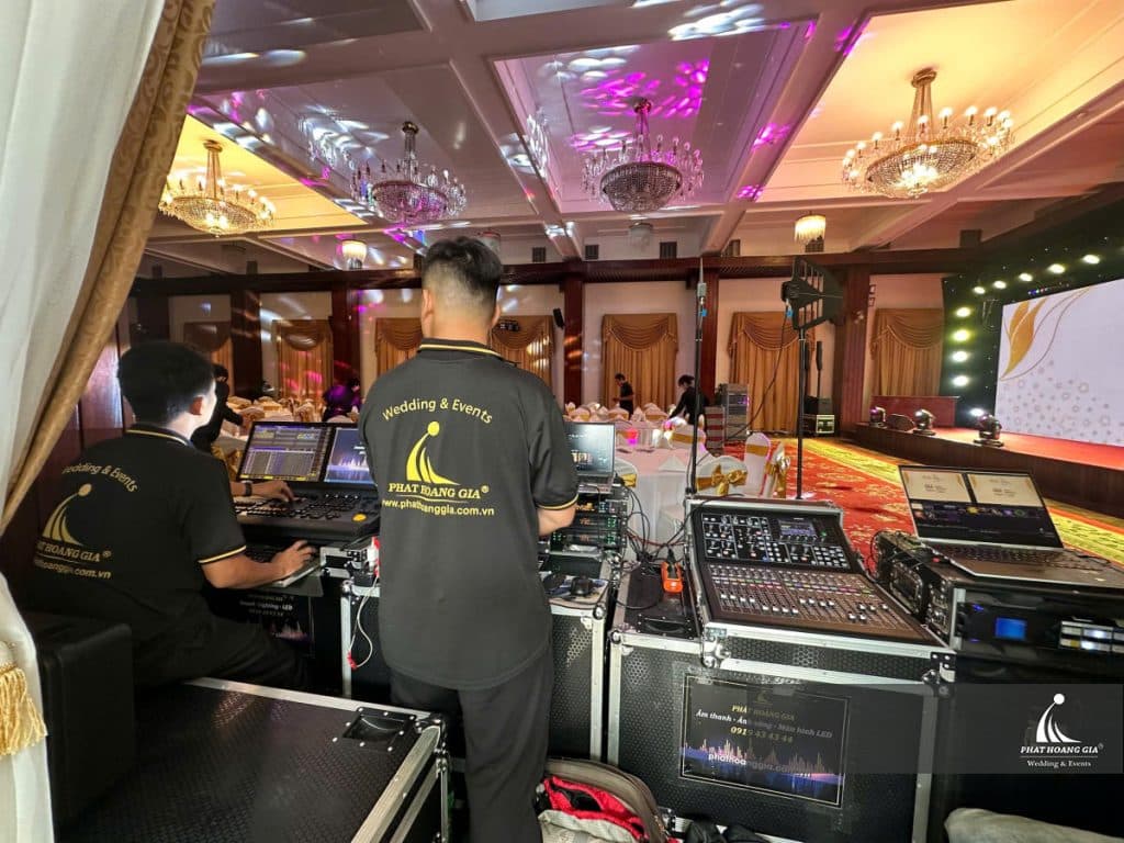 chuyên viên tổ chức sự kiện